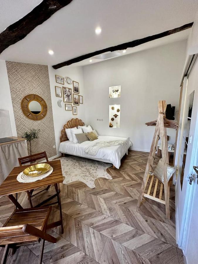 Chez Romeo & Sandro Pézenas Exteriör bild